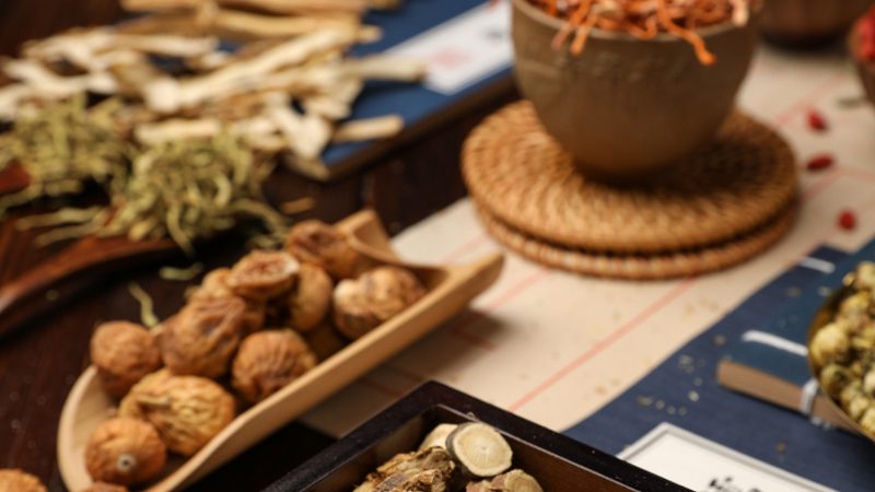 成都足疗按摩技师手法：揭秘传统技艺与现代实践
